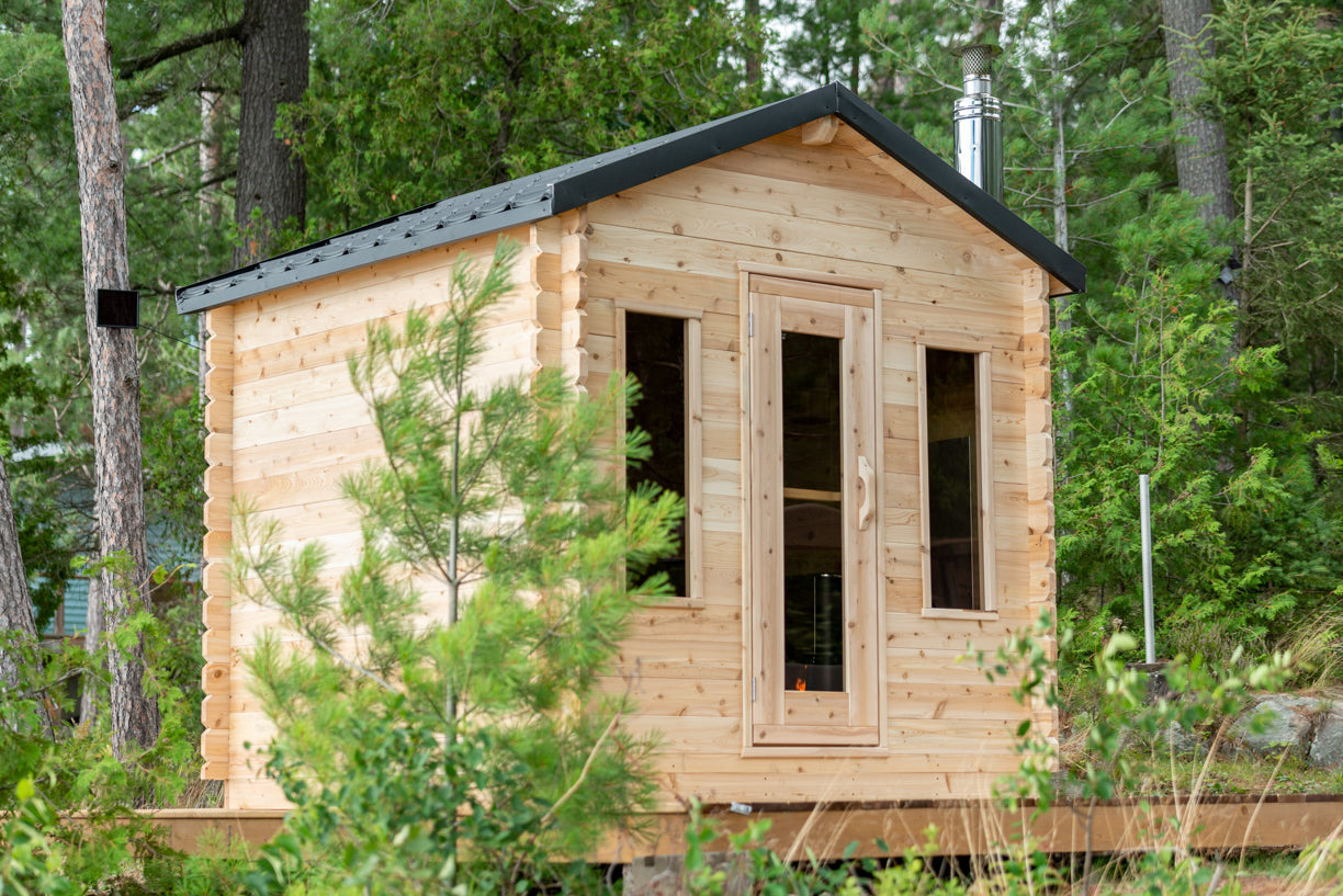 Dundalk LeisureCraft Georgian Cabin Sauna With Deck