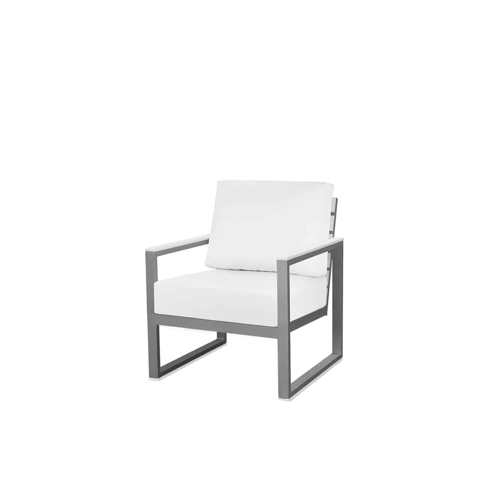 Modera Club Chair