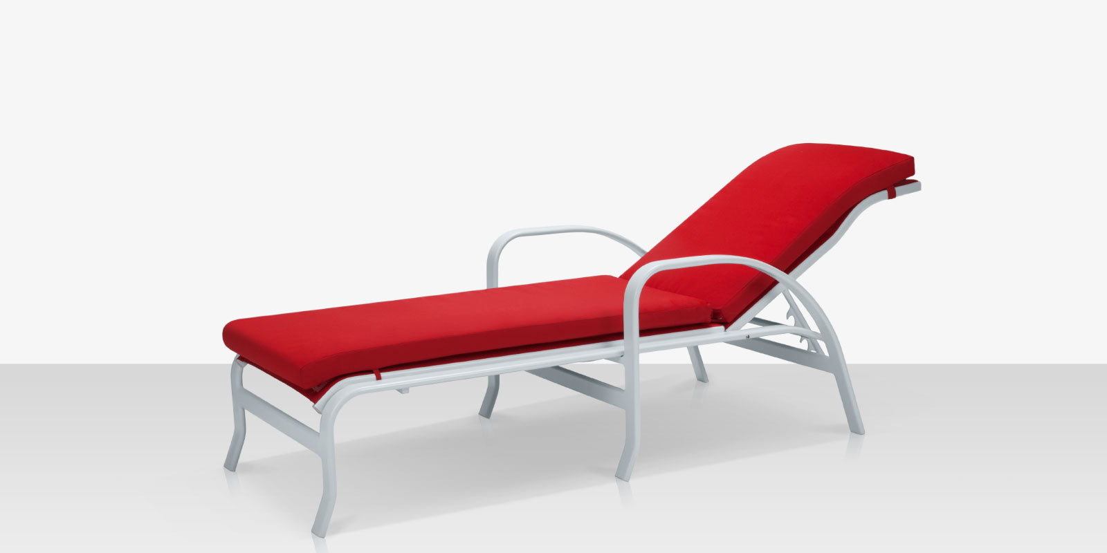 Atlantic Chaise with Arms